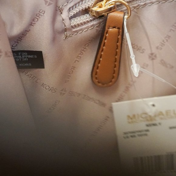 Michael Kors Kenly LG Tote Shoulder Bag MK Brown